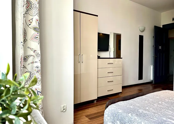 I & Parking Apartman *